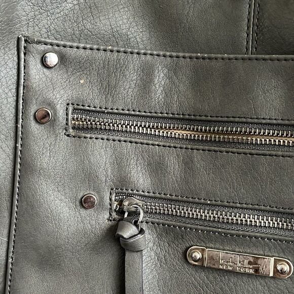 Nicole Miller Purse  - Picture 5 of 9